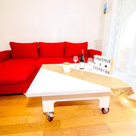 L'evasion Apartment